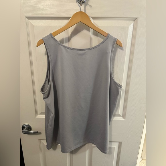 Maggie Burns Essentials 1X 18/20W Blueish Gray Sleeveless Top - Picture 2 of 3